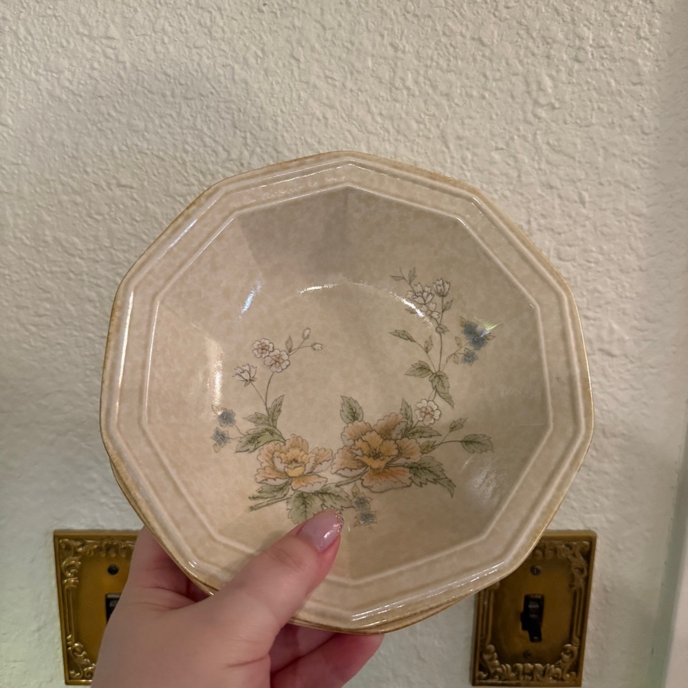 Vintage Mikasa Floral Bowls — Set of 2